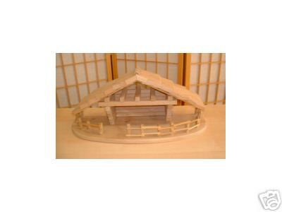 Weihnachtskrippe, Krippe aus massivem Holz als Bausatz zum selber machen. Weihnachtskrippe, Krippe aus massivem Holz als Bausatz zum selber machen.